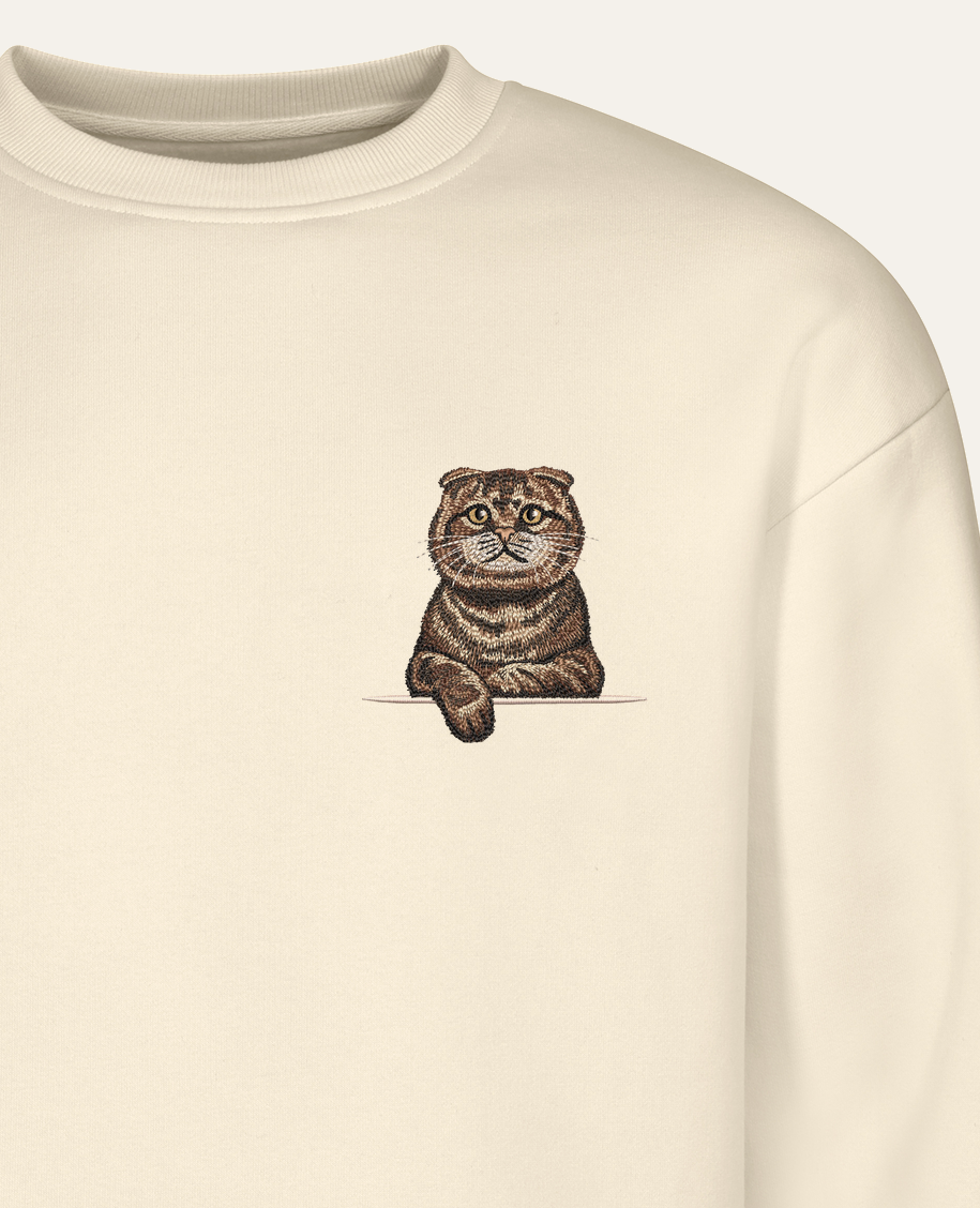 Kot szkocki fold (tabby) (brązowy) – bluza z haftem, piaskowa