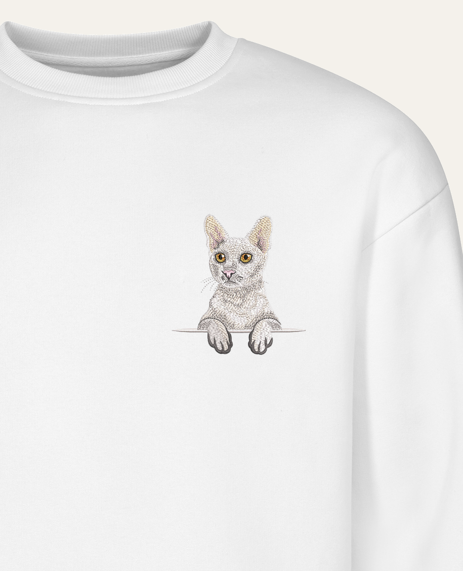 Cornish rex – bluza z haftem, biała