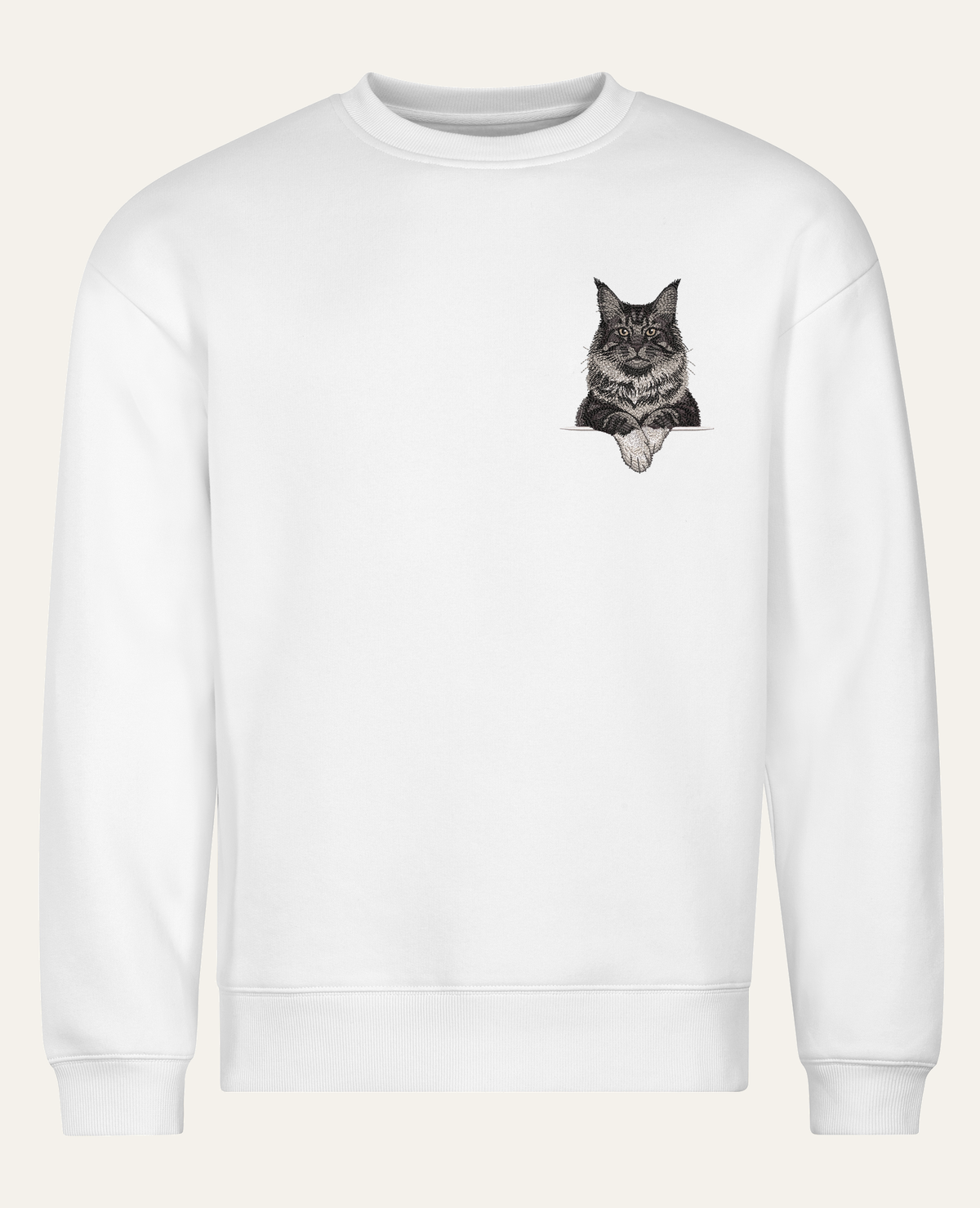 Maine coon (czarny dymny z białymi łapkami) – bluza z haftem, biała, cała sylwetka