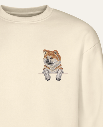 Akita – bluza z haftem, piaskowa (zbliżenie)