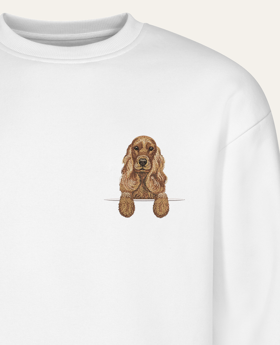 Cocker spaniel angielski (złoty) – bluza z haftem, biała (zbliżenie)