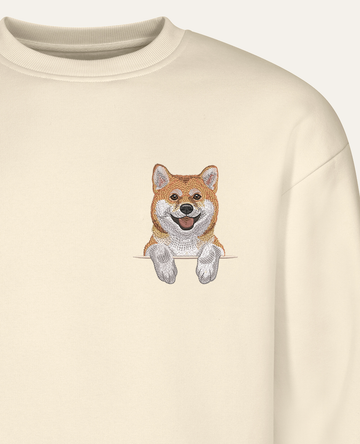 Shiba (rudy) – bluza z haftem, piaskowa (zbliżenie)