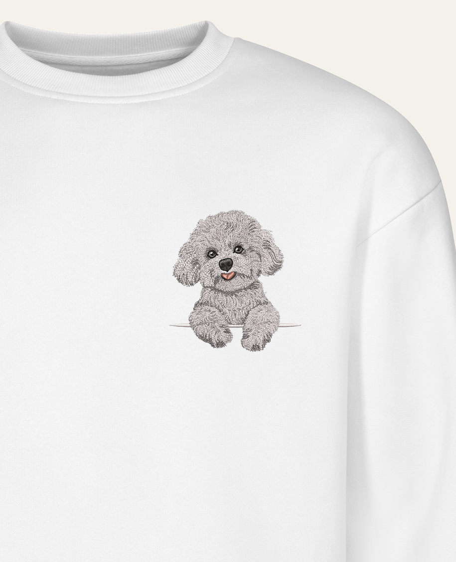 Bichon frisé (biały) – bluza z haftem, biała (zbliżenie)