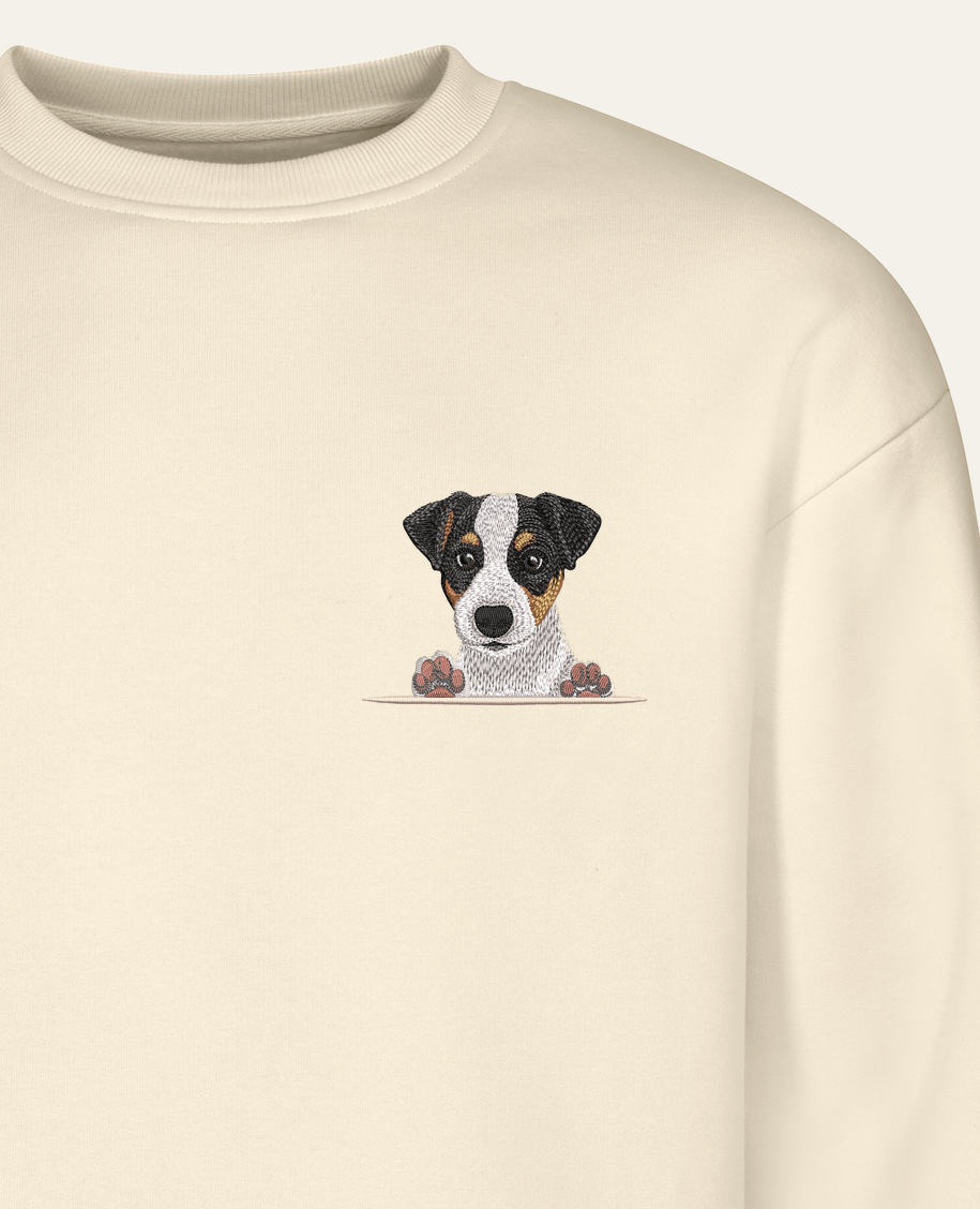 Jack Russell terrier (tricolor) – bluza z haftem, piaskowa (zbliżenie)