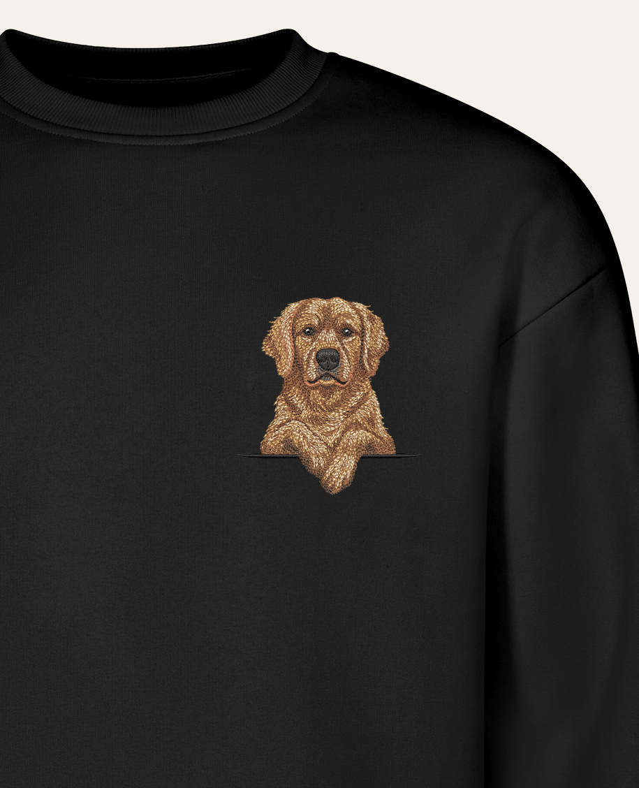 Retriever (złoty) – bluza z haftem, czarna (zbliżenie)
