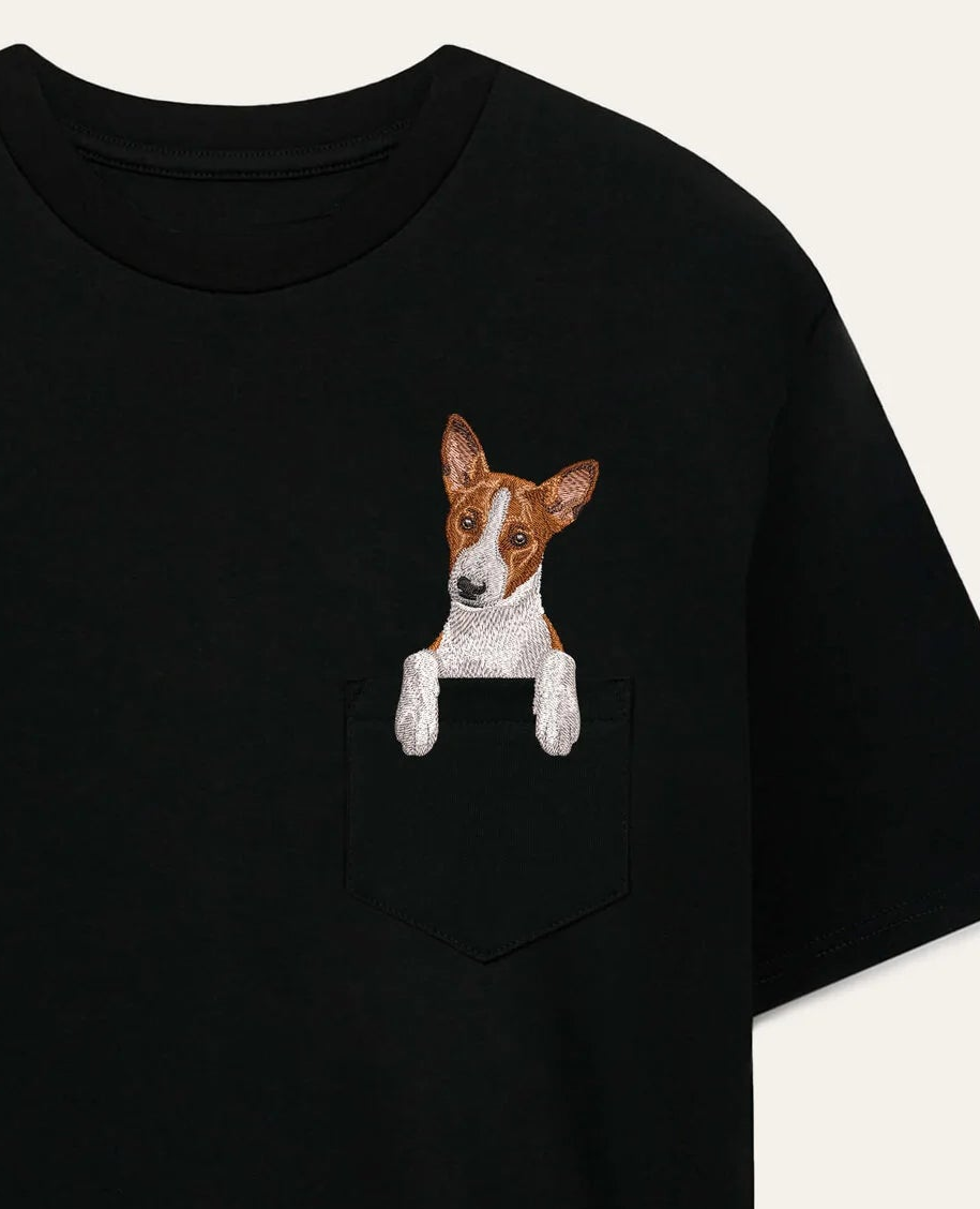 Koszulka z haftem Basenji (brązowy)