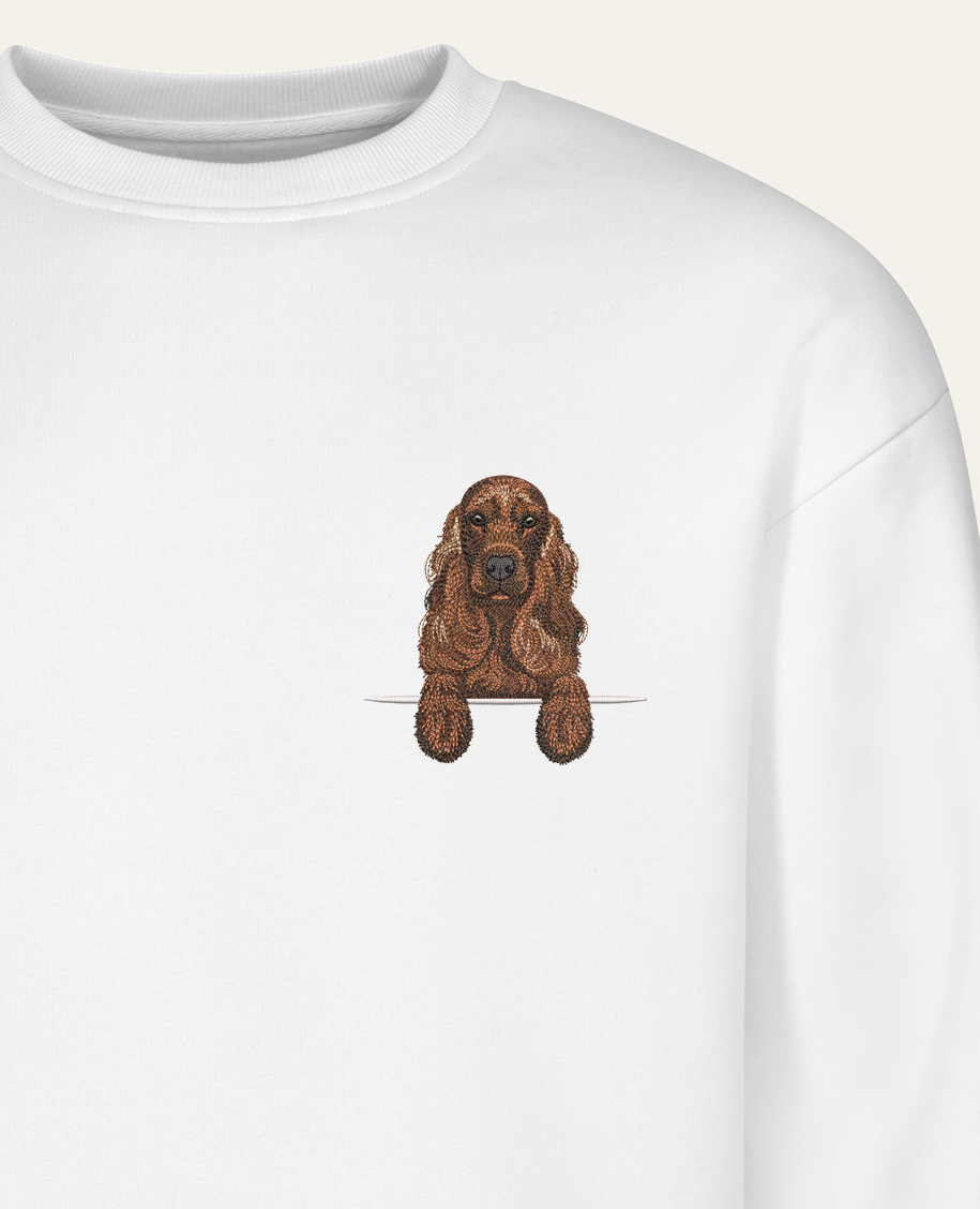 Cocker spaniel angielski (brązowy) – bluza z haftem, biała (zbliżenie)