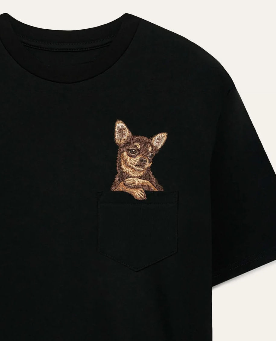 Koszulka z haftem Chihuahua (czekoladowy)