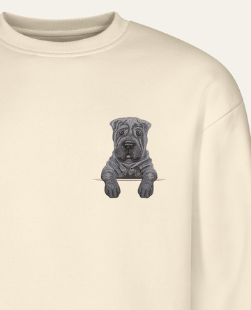 Shar pei (szary) – bluza z haftem, piaskowa (zbliżenie)