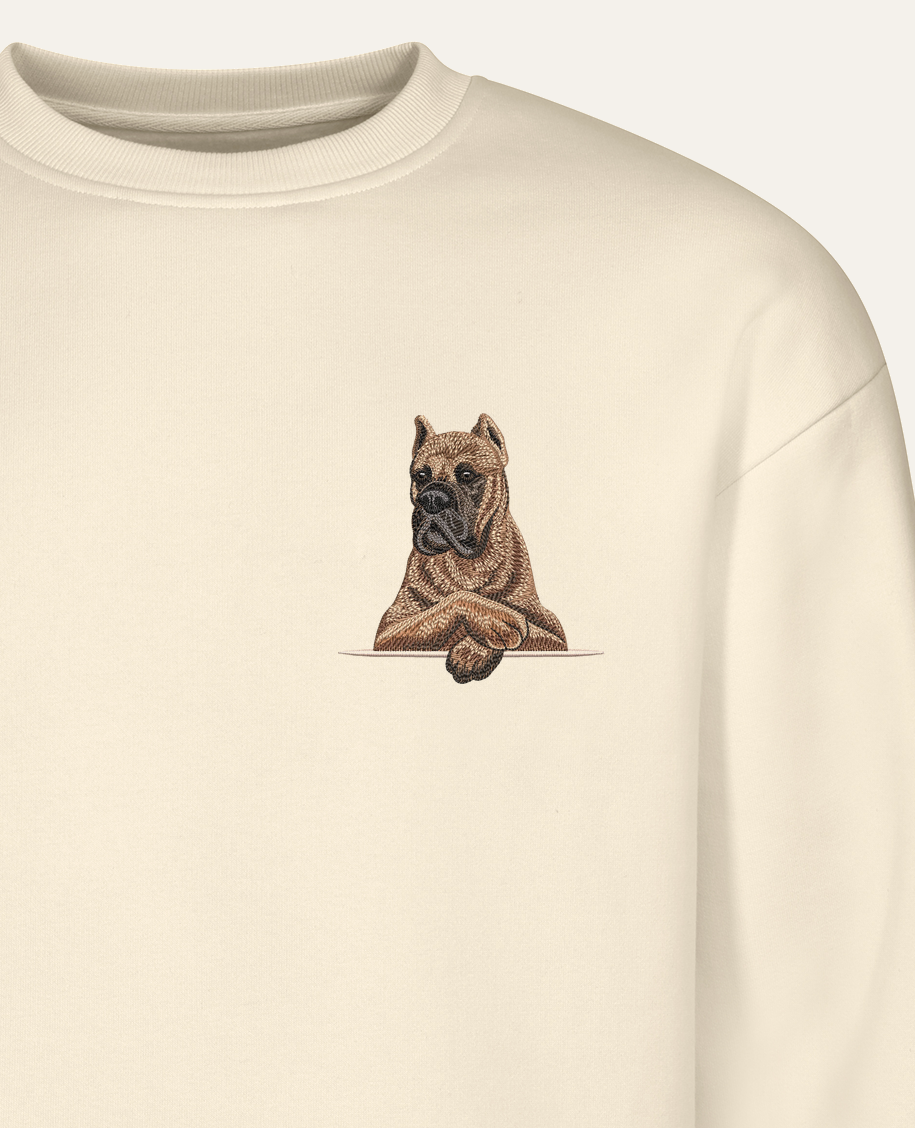 Cane Corso Italiano (brązowy) – bluza z haftem, piaskowa (zbliżenie)