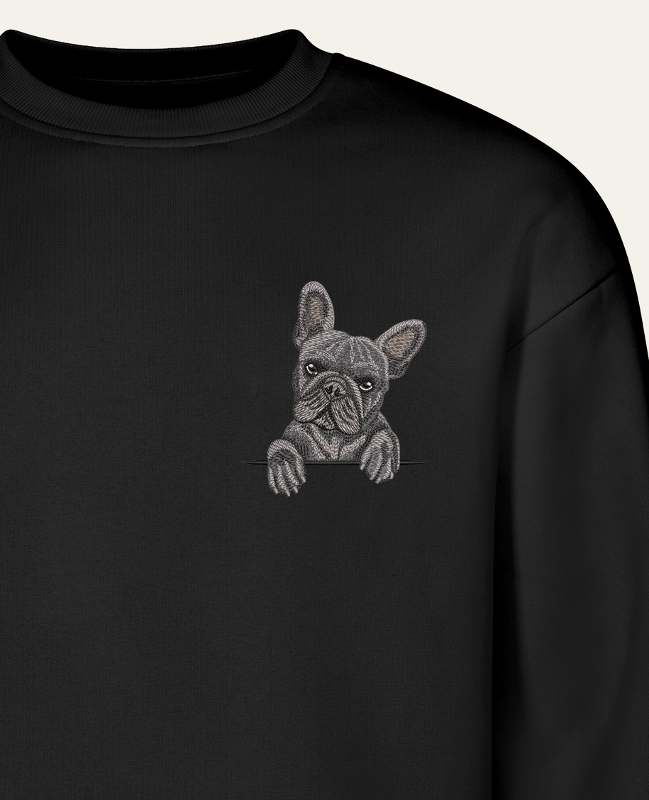 Buldog francuski (szary) – bluza z haftem, czarna (zbliżenie)