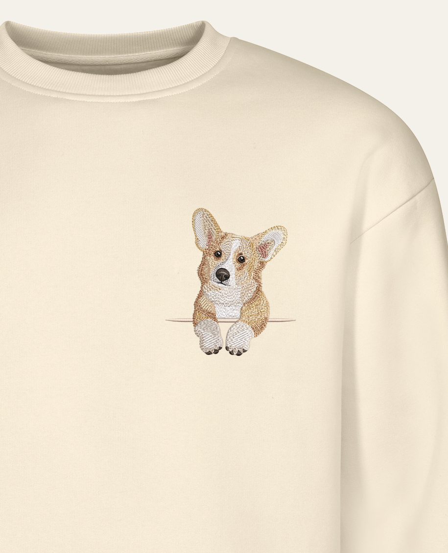 Corgi (płowy) – bluza z haftem, piaskowa (zbliżenie)