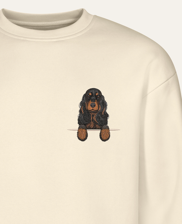 Cocker spaniel angielski (czarny podpalany) – bluza z haftem, piaskowa (zbliżenie)