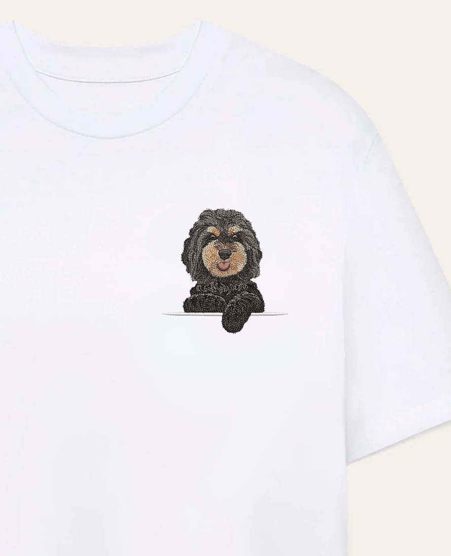 Cavapoo (czarny podpalany) – koszulka z haftem